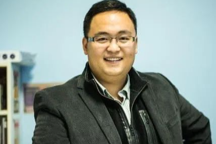 华联人物专访 | 吕萌: 拿出勇气就是最好的开始